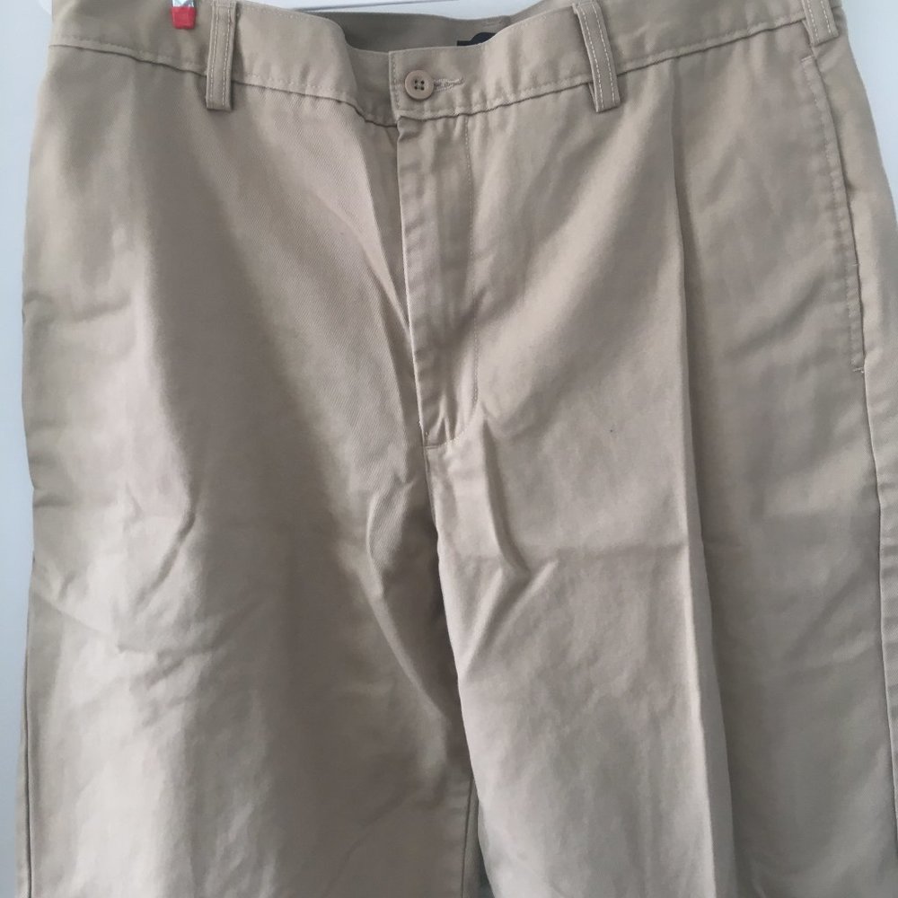 Lands' End Khaki Shorts Size 33